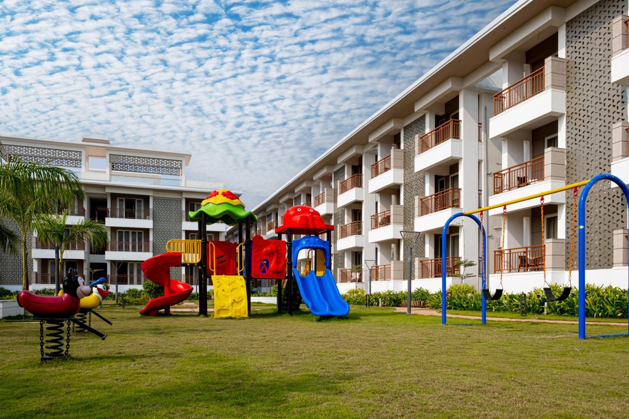 Palm Regal Resort Gopālpur Esterno foto